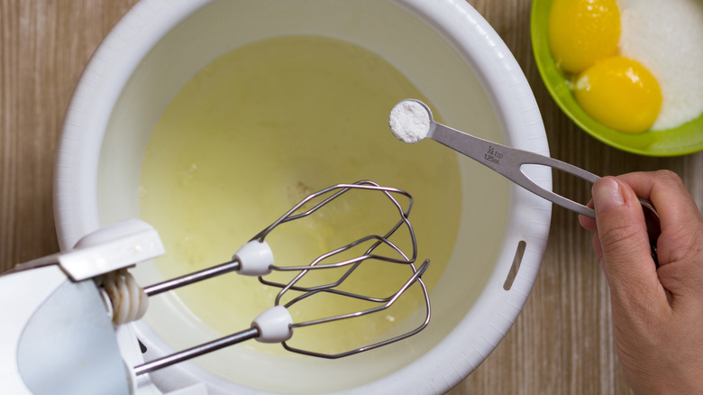 adding cream of tartar to egg whites