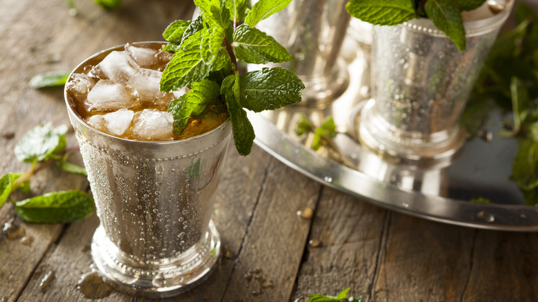 mint juleps and serving tray