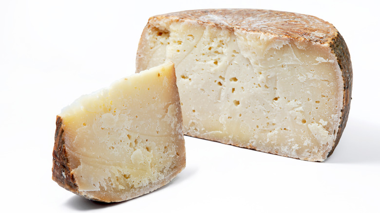 Pecorino romano cheese