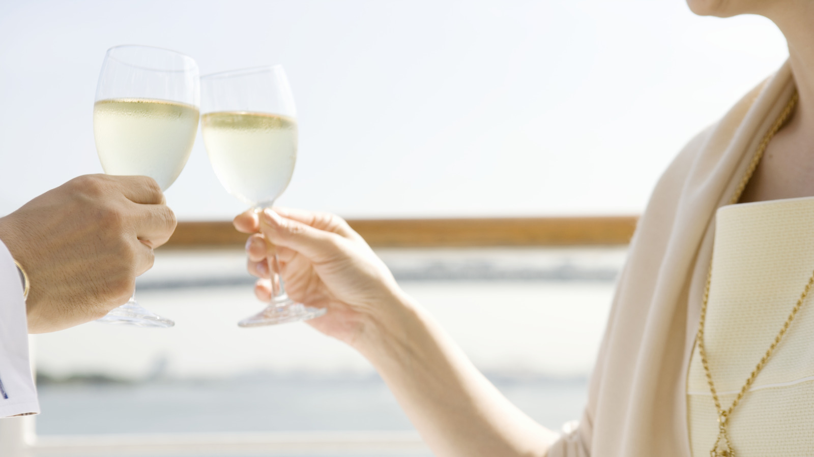 What It Means When Someone Calls A Glass Of Wine 'Lean'