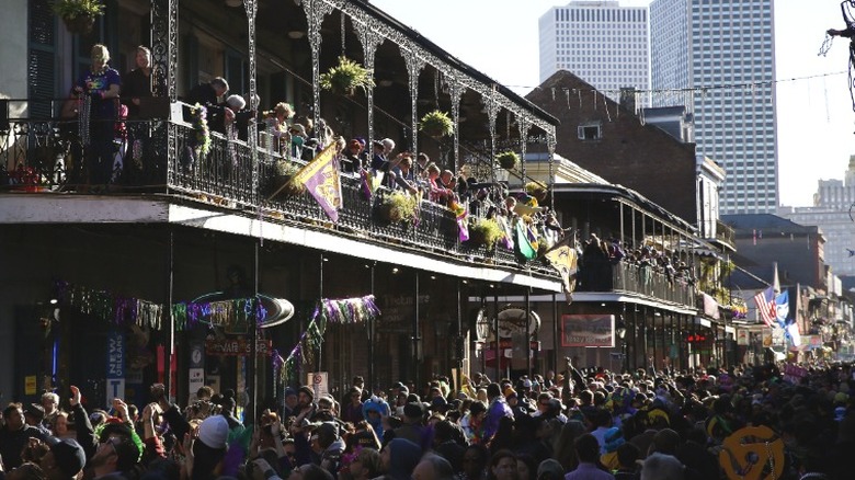 Mardi Gras crowd on Bourbon