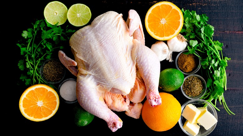 whole chicken with fruits 