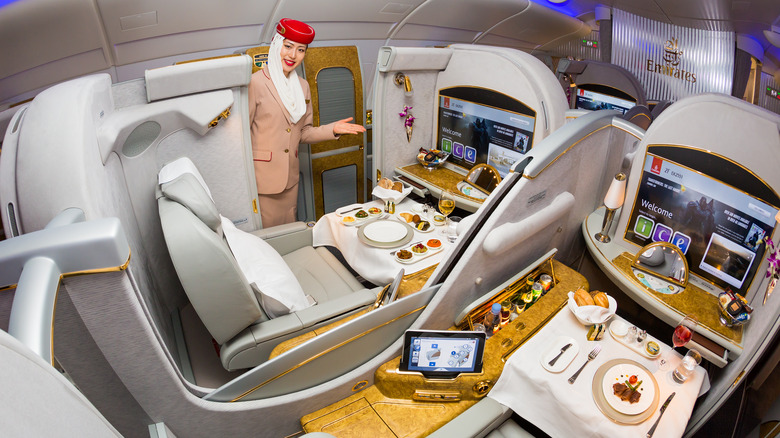 Emirates business class 