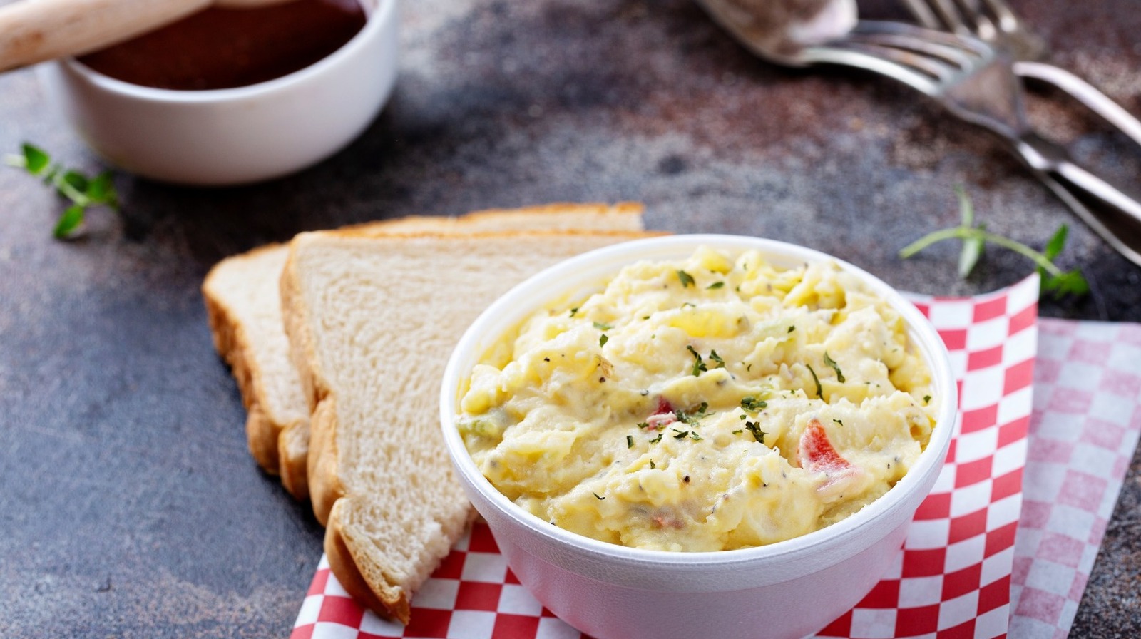 What Makes German Potato Salad Different From American 