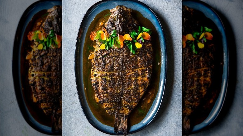 Grilled fish with herbs