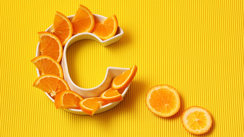 Oranges arranged in dish