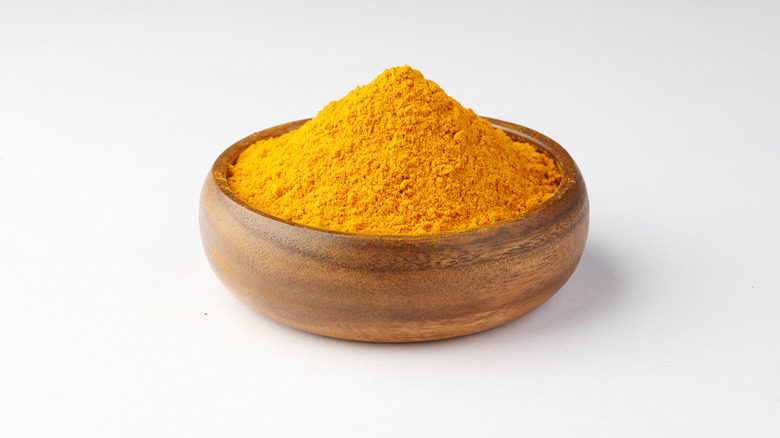 Bowl of Nigerian curry powder