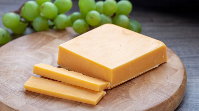 Mild Red Cheddar Cheese