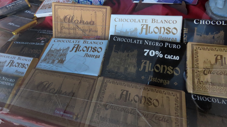 Astorga chocolate bars