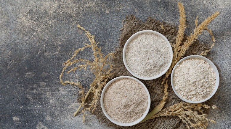 wheat flours in bowls