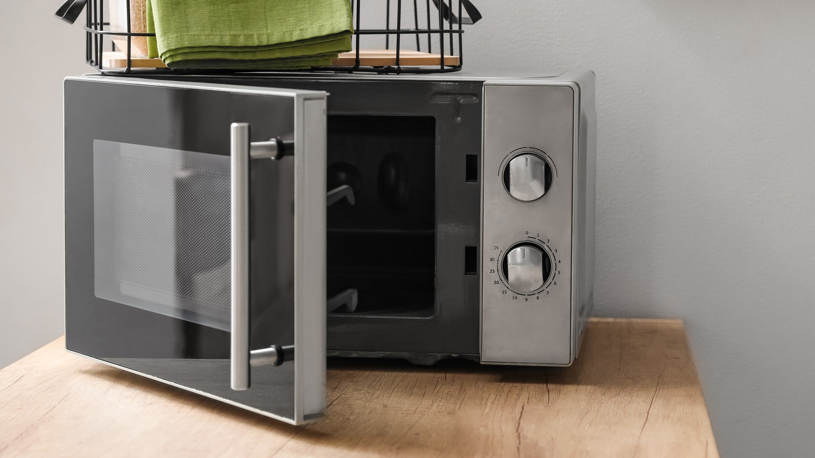 Stainless Steel Microwaves Ranked: Price vs Features, Spencer's TV &  Appliance
