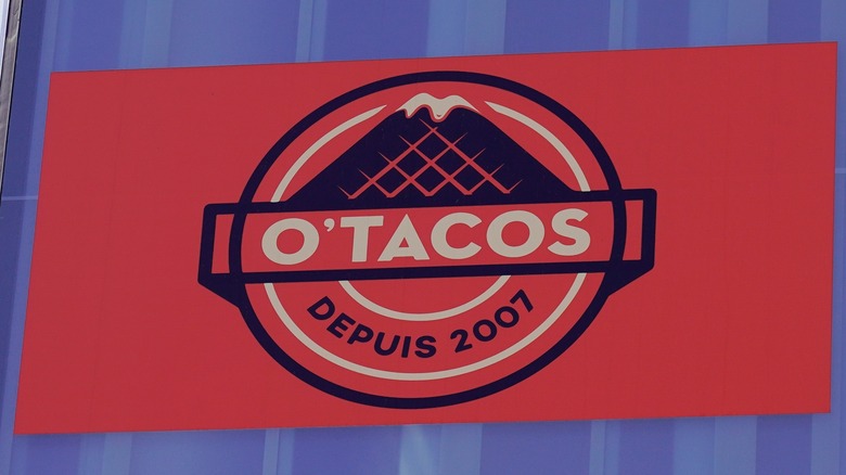 Red O'Tacos sign