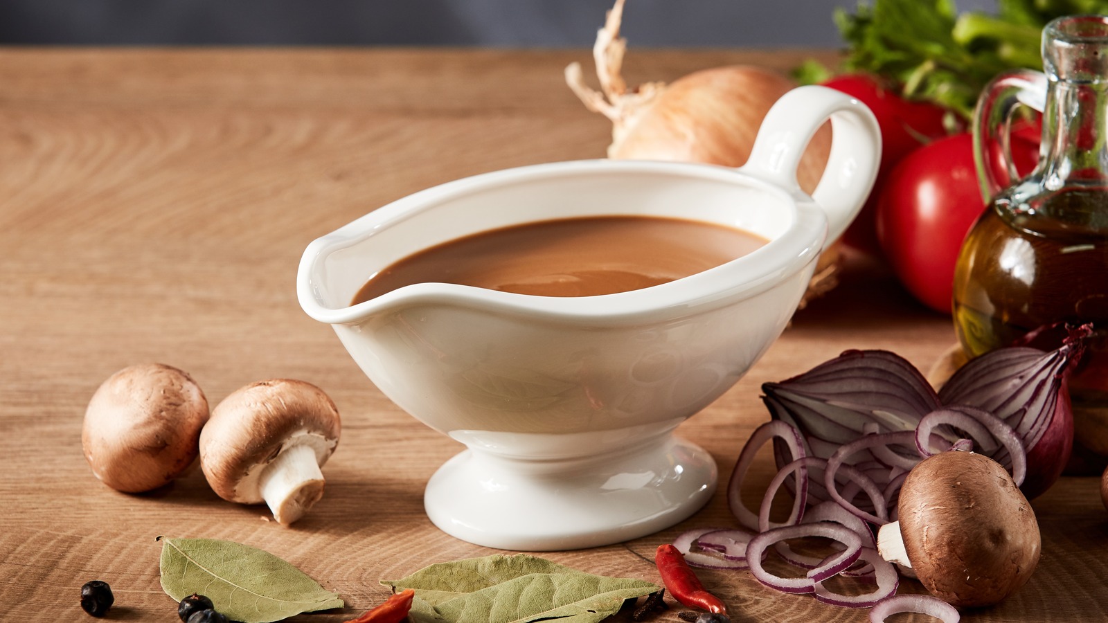 What Sets Au Jus Apart From Standard Gravy?