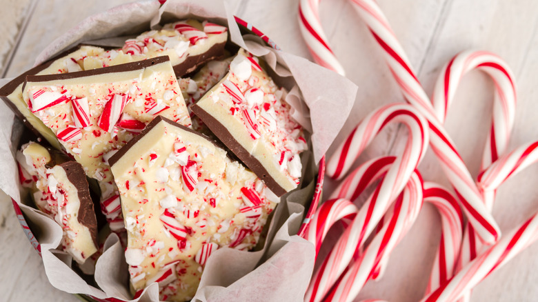 pieces of peppermint bark