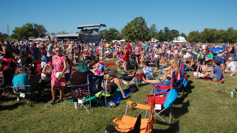 Crowd on lawn at Bourbon & Beyond