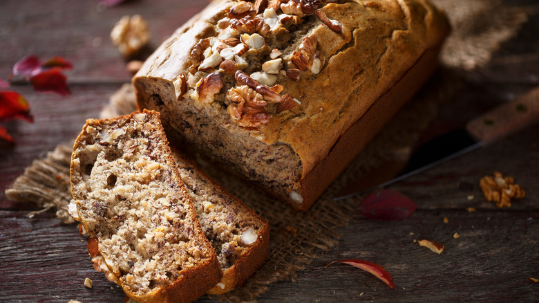 banana bread with nuts