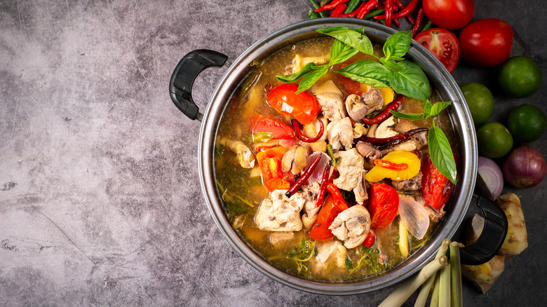 chicken soup with peppers