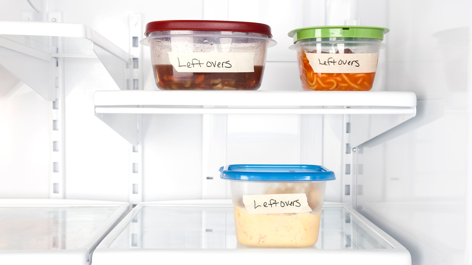 https://www.tastingtable.com/img/gallery/what-to-try-if-you-cant-remove-old-smells-from-tupperware/l-intro-1650059707.jpg