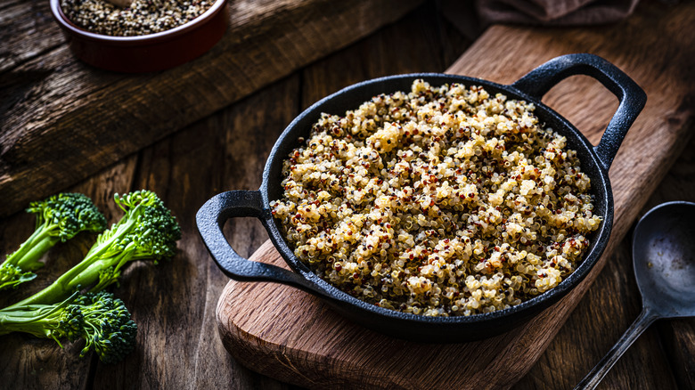 bowl of cooked quinoa