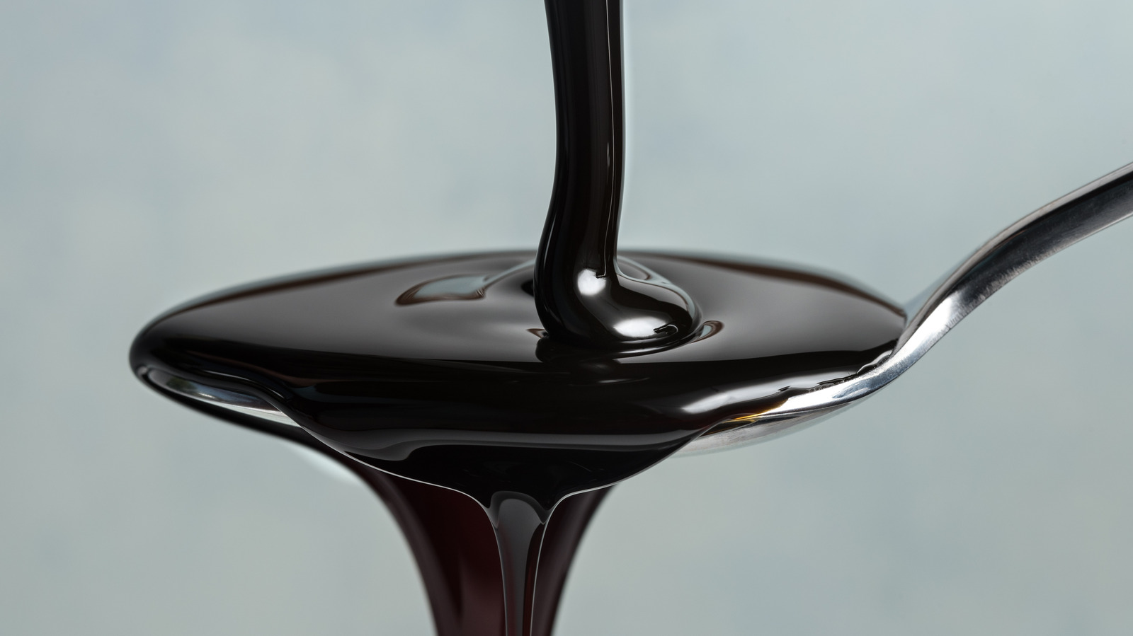 What You Need To Know About The 3 Different Types Of Molasses