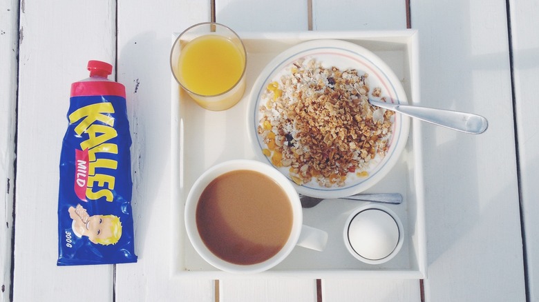 Swedish kaviar, muesli, juice, coffee