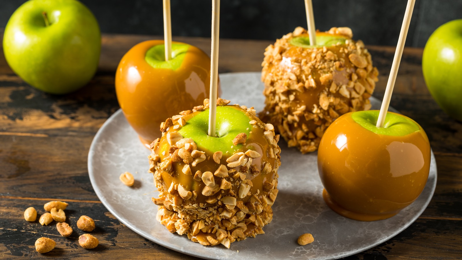 What's The Best Topping For Caramel Apples? Exclusive Survey