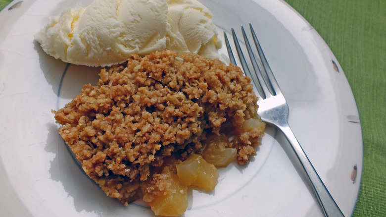 apple Betty with ice cream