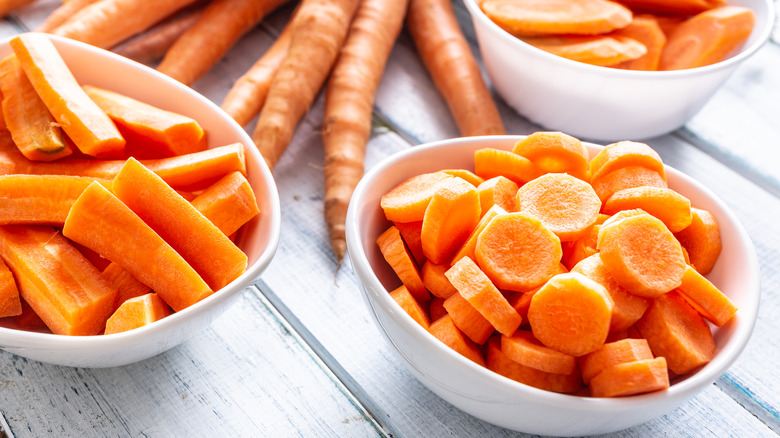 Rounds of sliced carrots in bowl