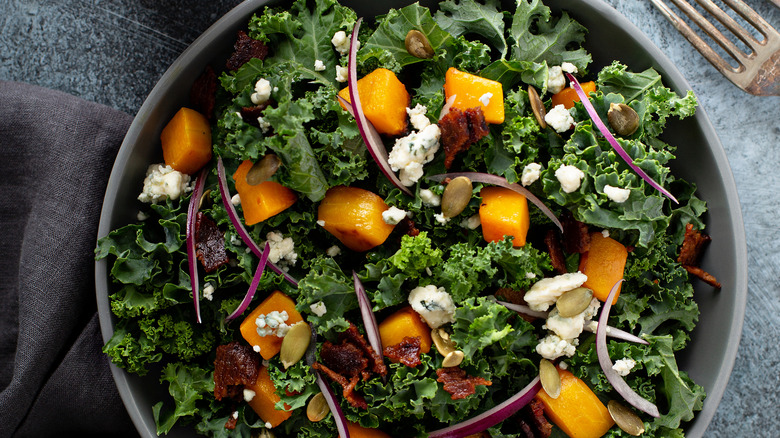 kale salad with butternut squash