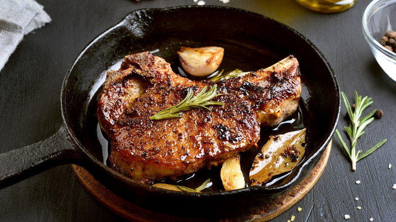 Steak in skillet 