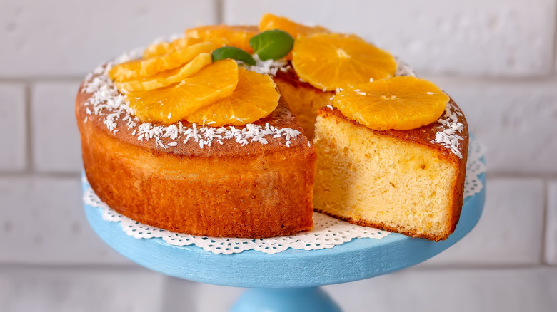 Chiffon cake with orange slices