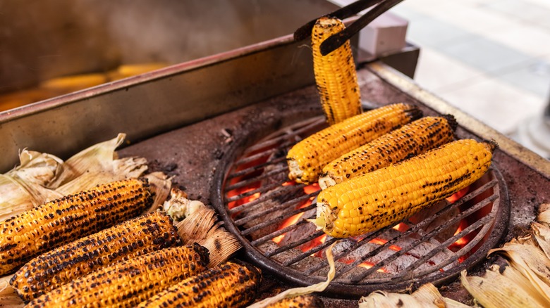 grilling corn naked 