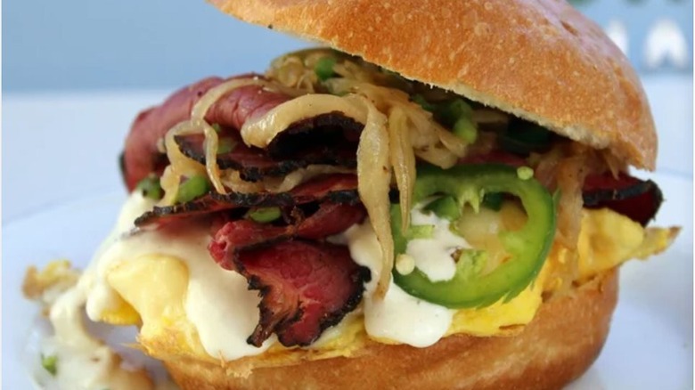 breakfast sandwich with pastrami