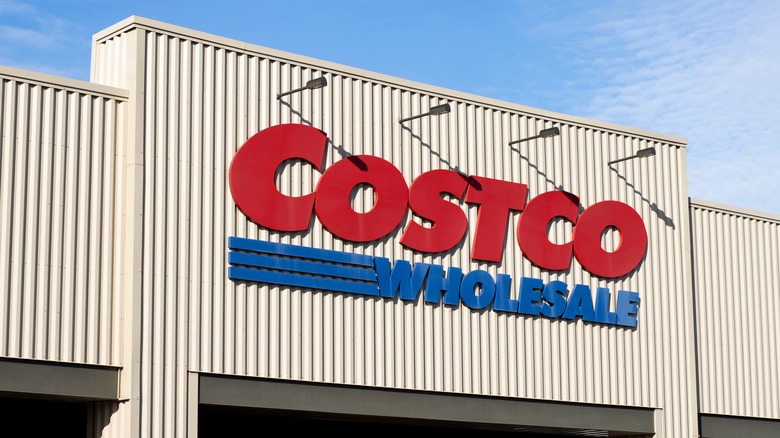 Costco warehouse