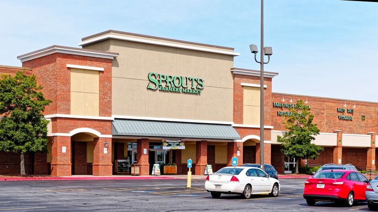 Sprouts exterior