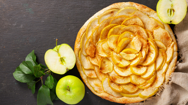 fresh green apple tart