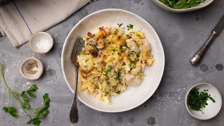 chicken brussels sprout pasta bake