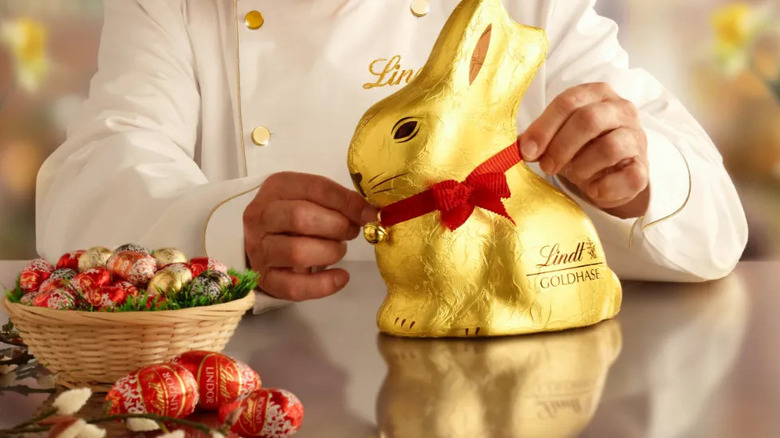 A Lindt chocolatier with bunny