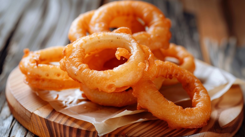 battered onion rings