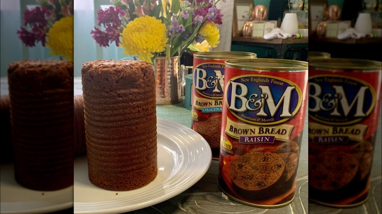 Canned B&M brown bread