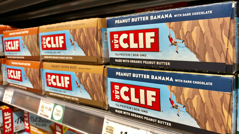 clif bars on supermarket shelf