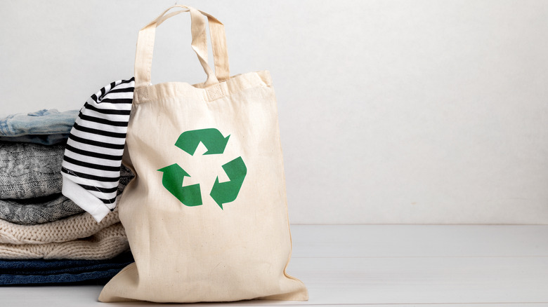 Recycle logo printed on a grocery bag