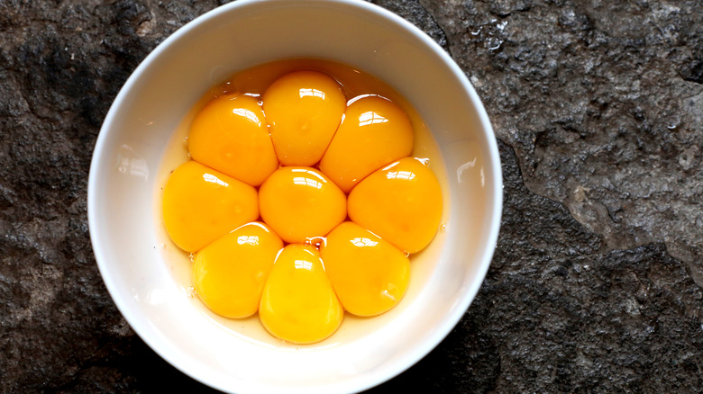 separated egg yolks in bowl