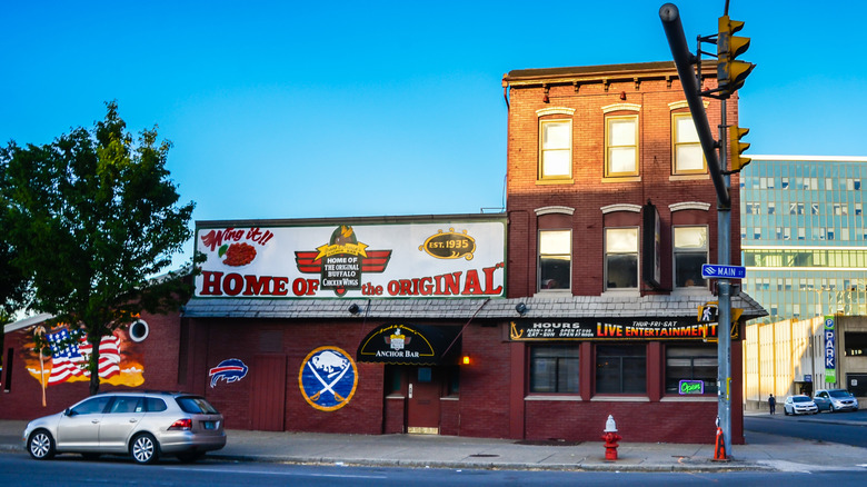 Anchor Bar in Buffalo, New York on a sunny day