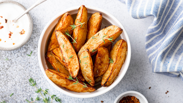 Roasted potato wedges 