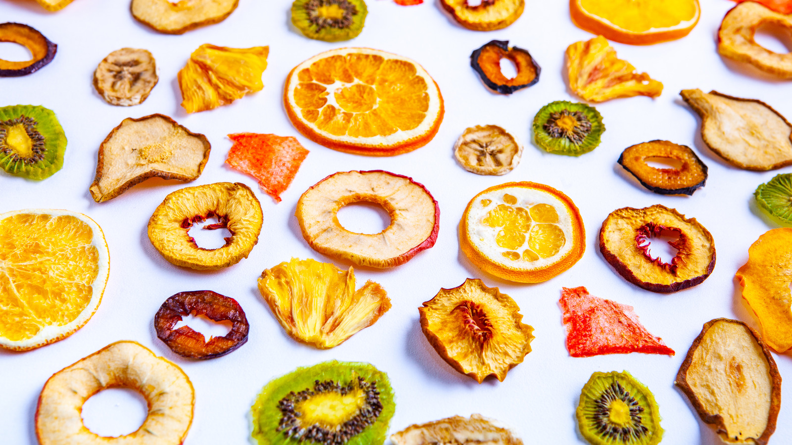 Why It Pays To Soak Fruit Before Dehydrating In The Oven