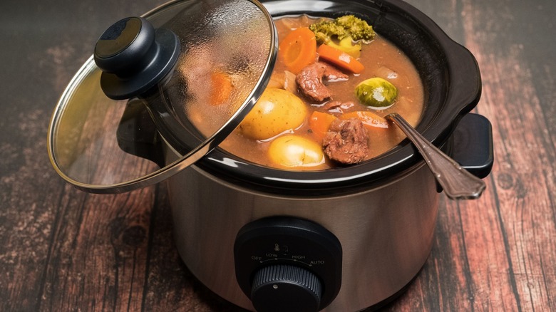 beef casserole in slow cooker