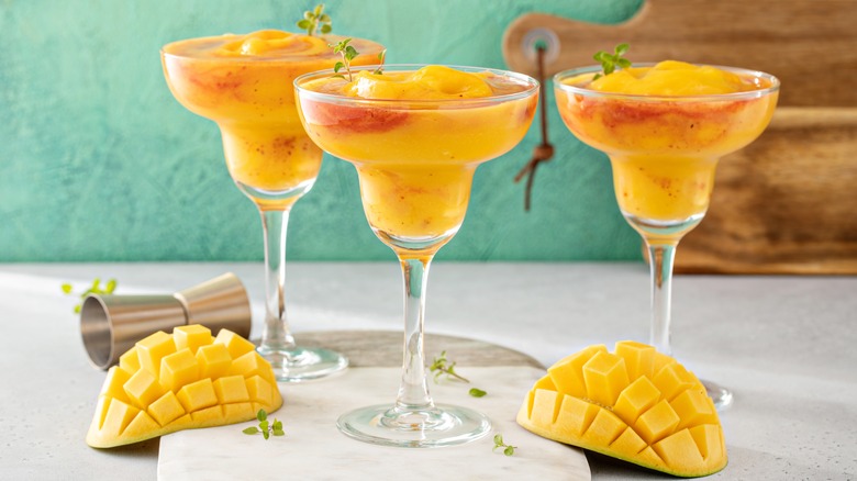 frozen mango cocktail