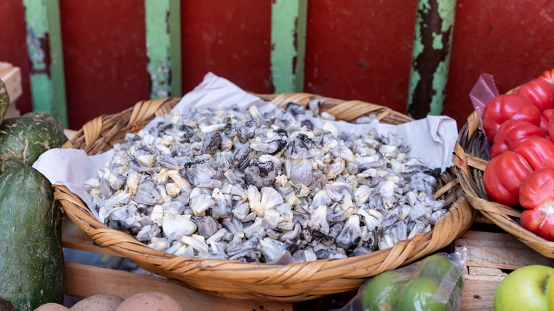 huitlacoche found in a market