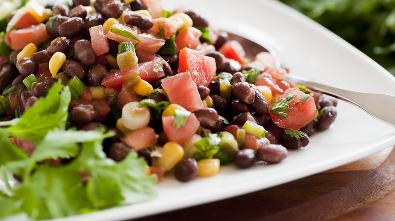 pico de gallo with lettuce